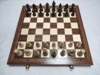 Турнирные шахматы Стаунтон №3 в комплекте со складной деревянной доской (MADON)