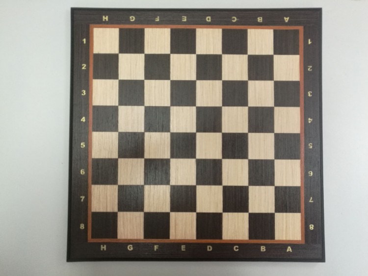 Цельная шахматная доска "Венгерон" малая 40 см