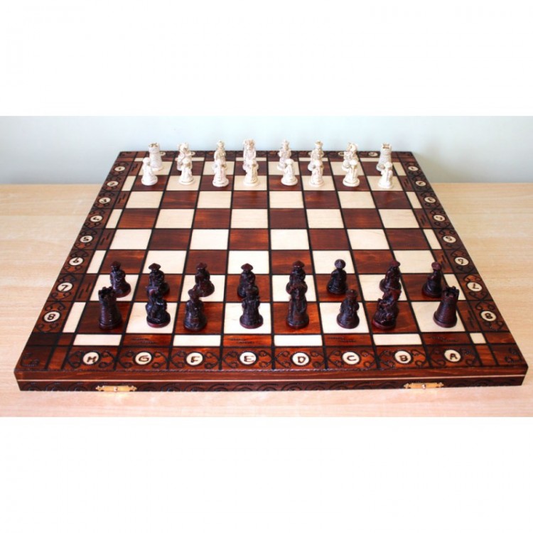 Шахматы "Древний Китай" с цельной деревянной доской
