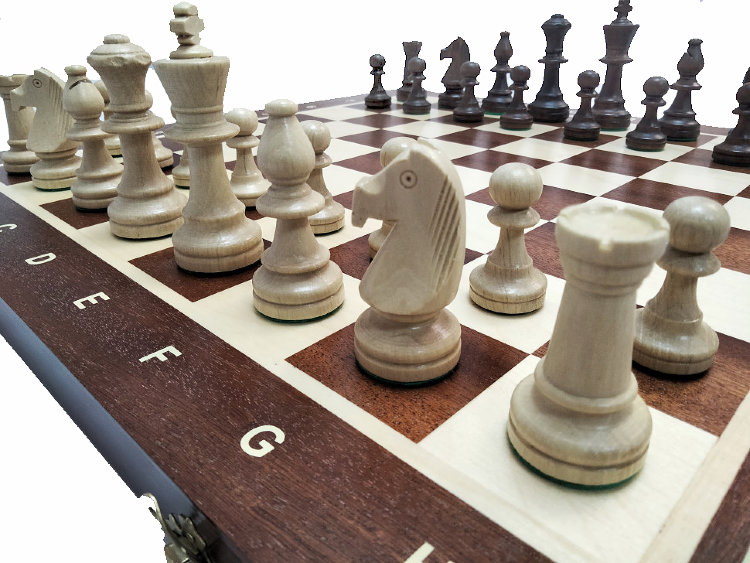 Турнирные шахматы Стаунтон №6 (c утяжелителем) со складной деревянной доской №6 