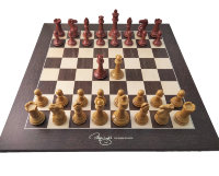 Шахматные фигуры Стаунтон №10 (композит) с доской профессиональной цельной DGT Judit Polgar Deluxe в картонной коробке