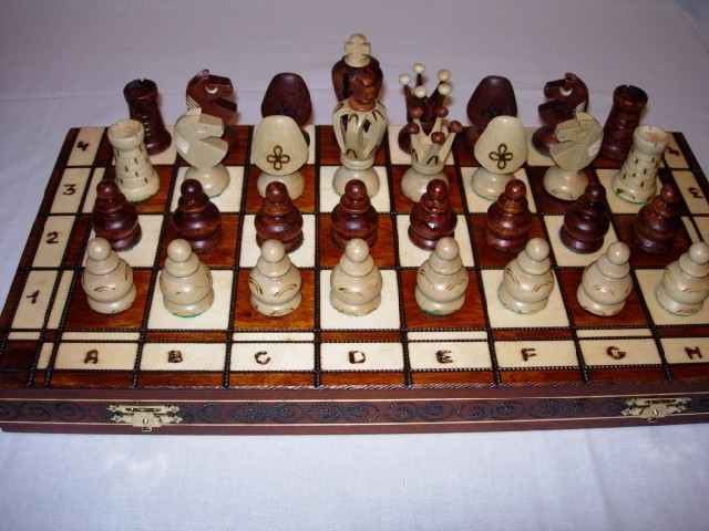 Подарочный набор шахматы Королевские 48 см