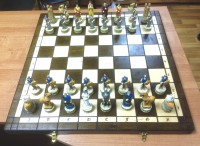Шахматы подарочные из полистоуна большие "Троя" с подарочной складной доской ROYAL LUX