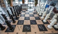 Супер гигантские шахматы (король 90 см)