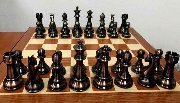 Шахматы металлические Стаунтон N9 с доской-ларцом Вишня