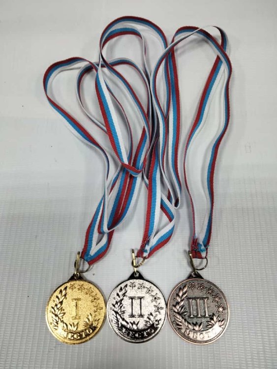 Комплект круглых медалей: золото, серебро, бронза